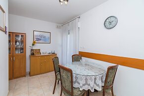 Apartment Ivica