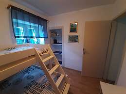 Apartment Sea Stone