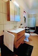 Apartments Grbac Veli Rat-seaside