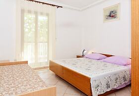 Apartments Snjeza