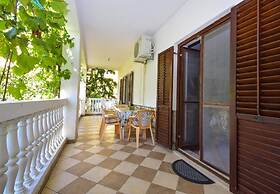 Apartments Snjeza