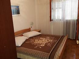 Apartments Pere