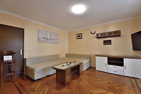 Apartments Mir