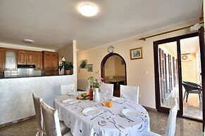 Apartments Mir