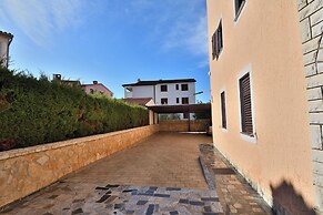 Apartments Mir
