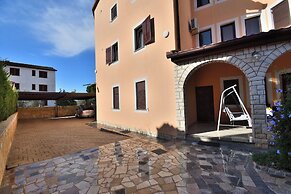 Apartments Mir