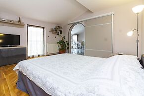 Apartments Mir