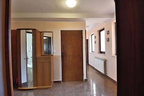 Apartments Mir