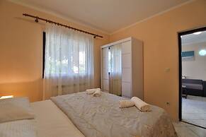 Apartments Mir