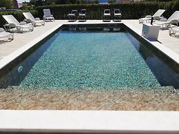 Apartments Pool