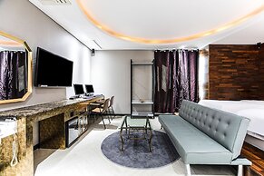 Dongtan Hotel Bella
