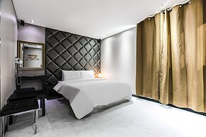 Dongtan Hotel Bella