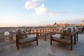 Shamas Hotel
