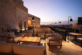 Shamas Hotel