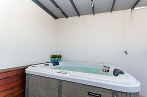 Apartment Jacuzzi Sky