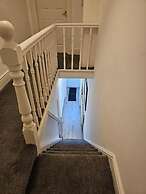 The Richmond Park Apartment