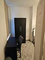 The Richmond Park Apartment