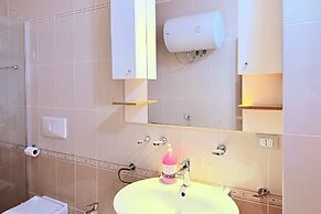 Beachfront Apartment In Durres 072
