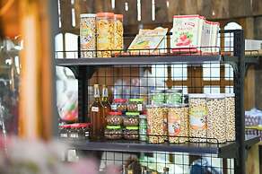 Co May Wonder Homestay