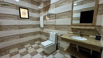 Roushan Resort