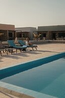 Roushan Resort