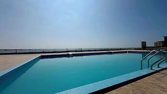 Roushan Resort