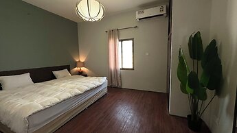 Roushan Resort