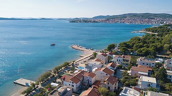 Apartment Adriatic With Pool
