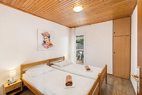 Apartment Petar