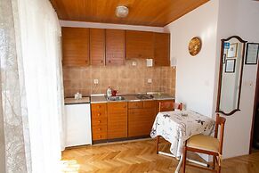 Apartments and Rooms Ivan