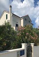 Apartments Azur