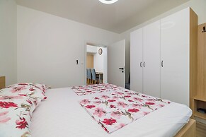 Apartment Ren