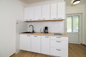 Apartment Ren