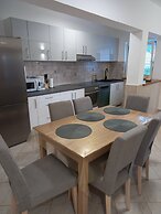 Apartment Ren