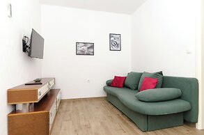 Apartments Jadro