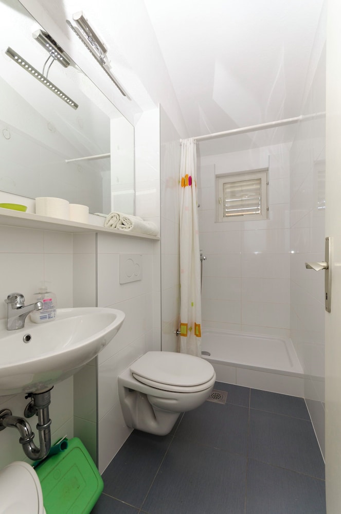Apartments Jadro