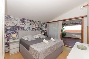 Apartments Jadro