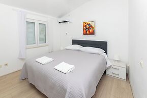 Apartments Pero
