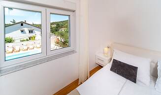 Apartments Spomenka