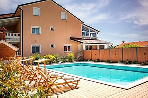 Apartments Spomenka