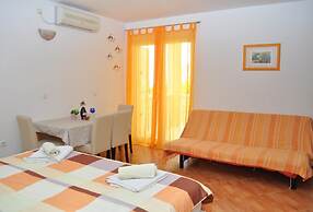 Apartments Ivi