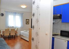 Apartments Ivi
