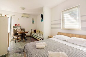 Apartments Naki
