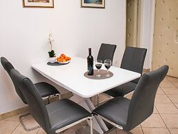 Apartment Vrilo