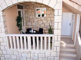 Apartment Vrilo