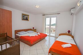 Apartments Petar