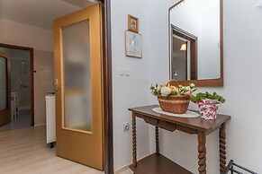 Apartment Neva