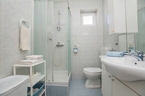 Apartment Neva