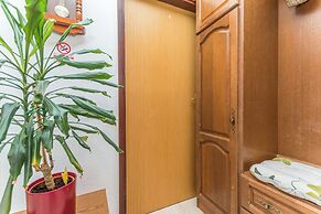 Apartment Neva