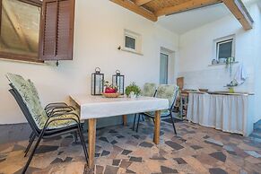 Apartment Neva
